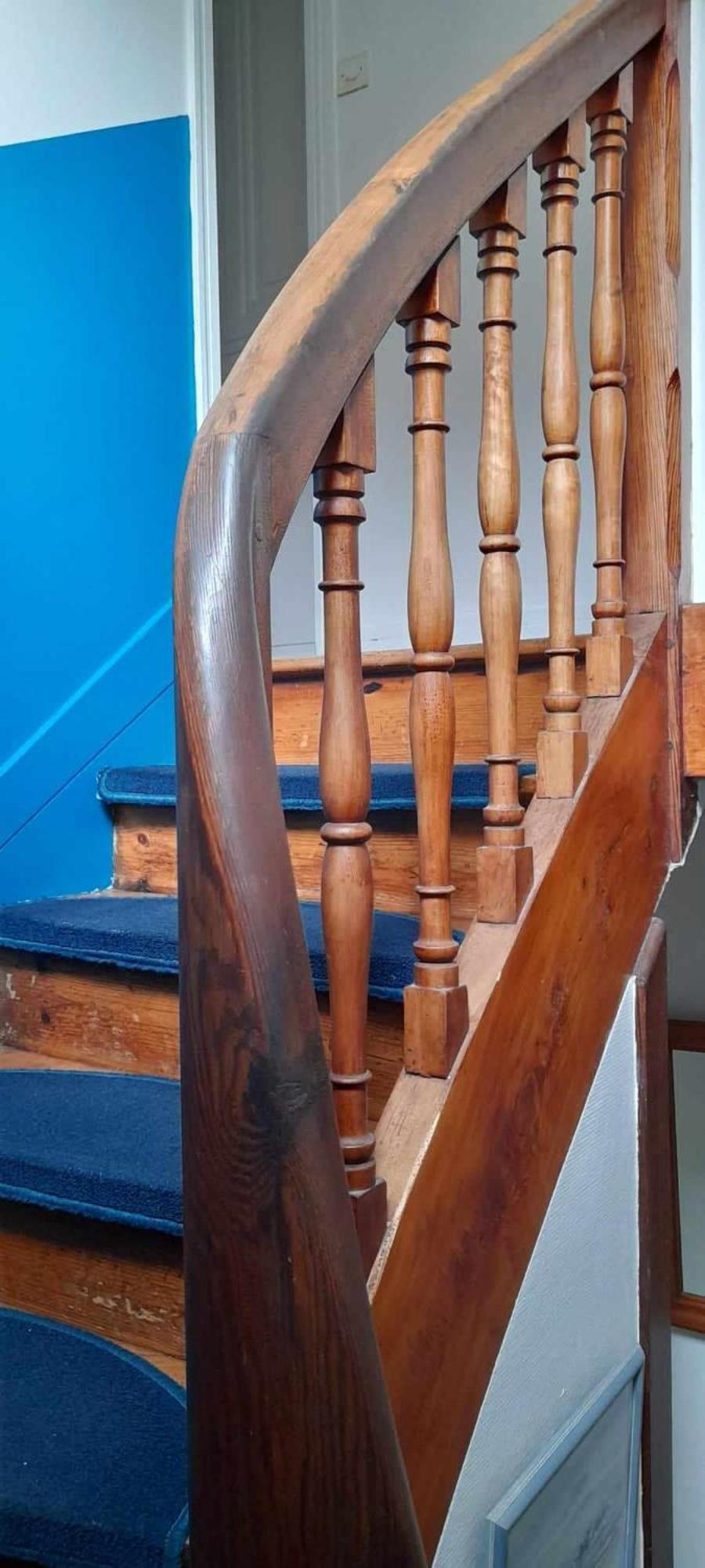 Les Volets Bleus Bed & Breakfast